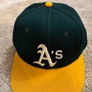 NEW Vintage New Era 59Fifty Oakland As Diamond Collection Wool Fitted Hat Green.